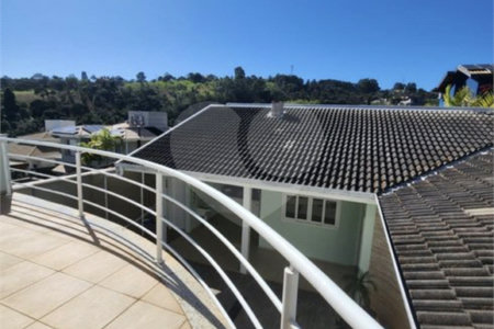 Casa à venda com 3 suítes no condomínio Villagio Di Verona, Vinhedo - SP