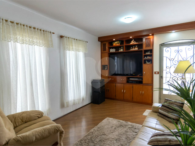 Casa à venda com 3 suítes em Mirandópolis, São Paulo, SP