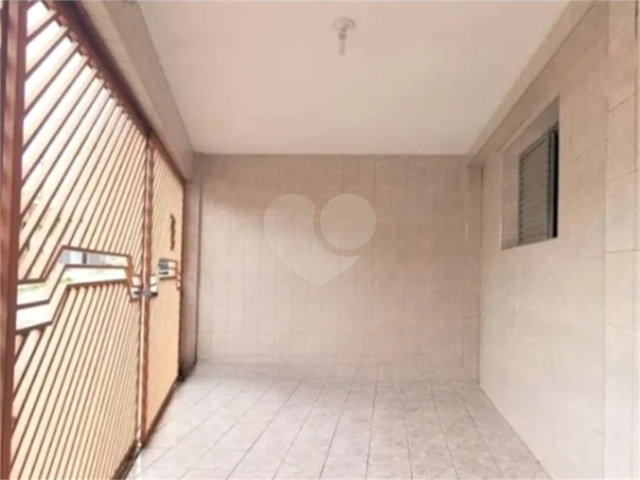 Sobrado à venda com 3 quartos em Vila Guilherme, São Paulo, SP