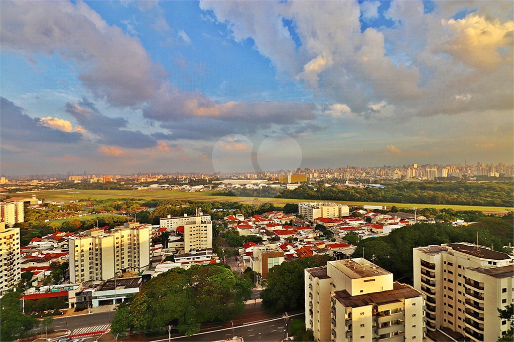 Apartamento à venda com 3 suítes em Santana, São Paulo, SP