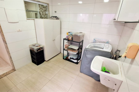 Casa à venda com 3 quartos, sendo 2 suítes, no condomínio Residencial West Green, Rio de Janeiro - RJ