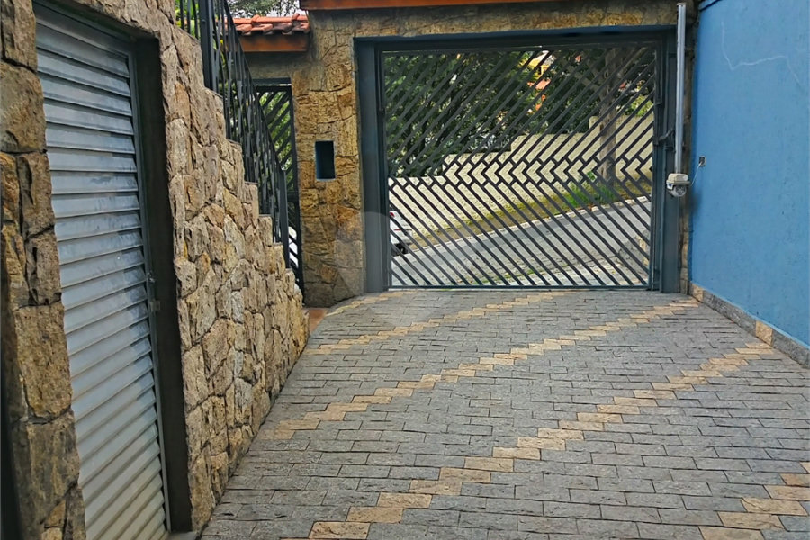 Sobrado à venda com 3 quartos, sendo 1 suíte, em Tremembé, São Paulo, SP