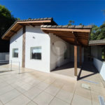 Casa à venda com 2 suítes no condomínio Alpes da Cantareira, Mairiporã - SP
