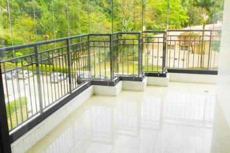 Apartamento para alugar com 4 suítes em Jardim Marajoara, São Paulo, SP
