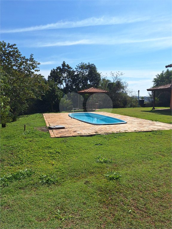 Chácara à venda ou para alugar com 3 quartos, sendo 1 suíte,  em Parque Residencial Itapeti, Mogi das Cruzes, SP