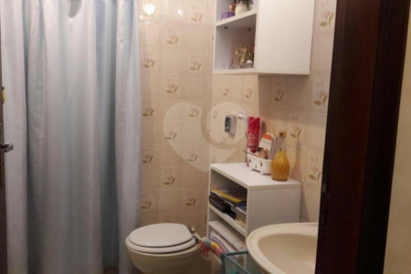 Sobrado à venda com 2 quartos, sendo 1 suíte,  em Vila Paulicéia, São Paulo, SP