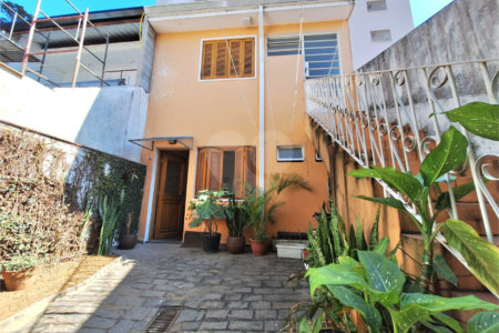 Casa à venda com 5 quartos, sendo 3 suítes, em Brooklin, São Paulo, SP