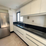 Apartamento com 1 dormitório à venda, 45 m² por R$ 290.000,00 - Jardim Três Marias - Guarujá/SP