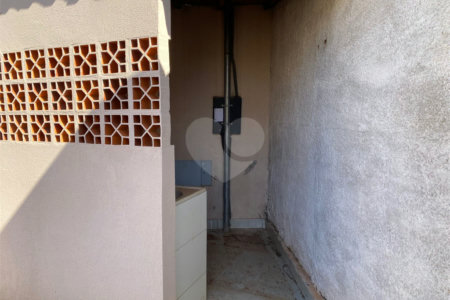 Casa à venda com 3 quartos, sendo 1 suíte, em Jardim Primavera I, Ponta Porã, MS