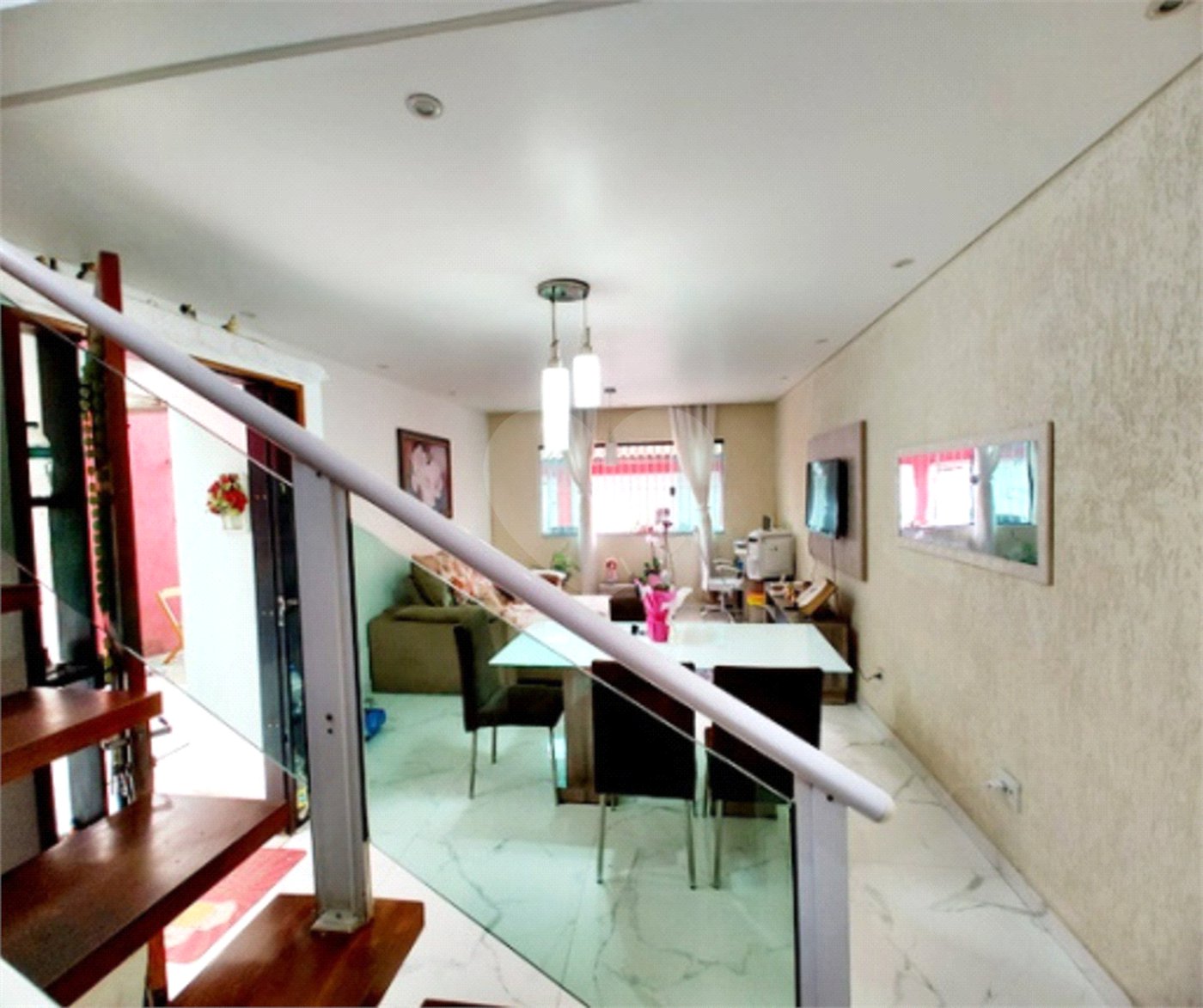 Sobrado à venda com 3 quartos, sendo 1 suíte, em Conjunto Residencial Vista Verde, São Paulo, SP