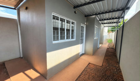 Casa para alugar com 3 quartos, sendo 1 suíte,  em Jardim Paranapunga, Três Lagoas, MS