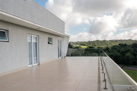 Casa à venda com 4 suítes no condomínio Residencial Saint Charbel, Araçoiaba da Serra - SP