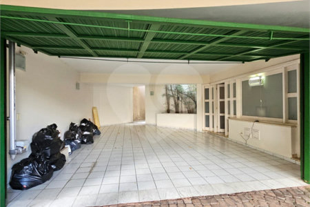 Casa à venda com 3 quartos, sendo 2 suítes,  no condomínio La Vilette, São Paulo - SP