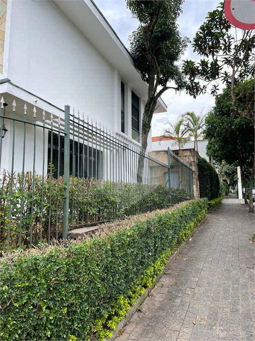 Sobrado à venda com 3 quartos, sendo 1 suíte, em Planalto Paulista, São Paulo, SP