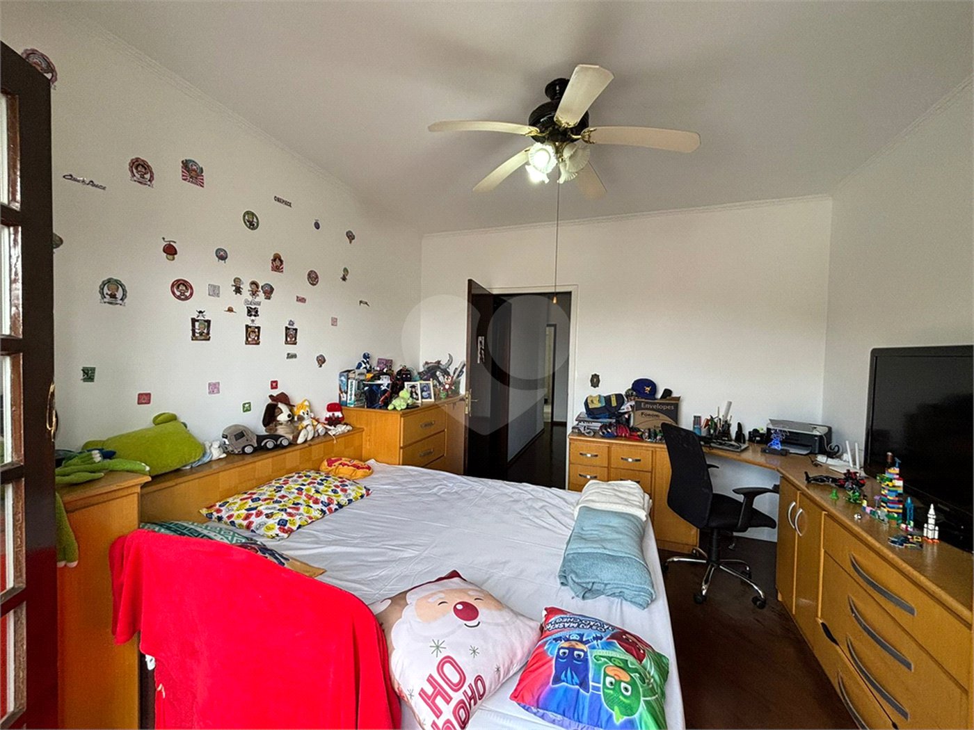 Casa à venda com 3 quartos, sendo 1 suíte,  em Vila Nivi, São Paulo, SP