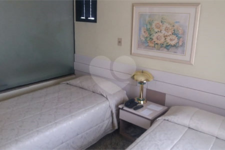 Flat à venda com 1 suíte em Santana, São Paulo, SP