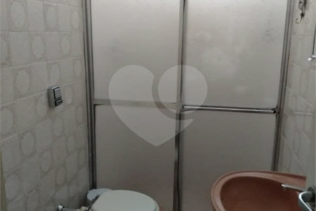 Sobrado à venda com 3 quartos em Vila Cordeiro, São Paulo, SP