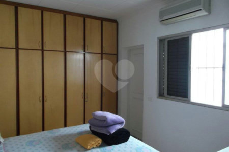 Casa Térrea à venda com 3 quartos, sendo 1 suíte, em Vila Maria Alta, São Paulo, SP