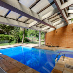 Casa à venda com 4 quartos, sendo 1 suíte,  em Jardim Leonor, São Paulo, SP