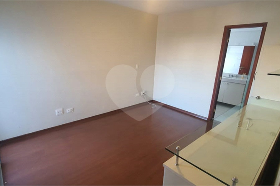 Apartamento à venda com 3 quartos, sendo 1 suíte, em Santana, São Paulo, SP