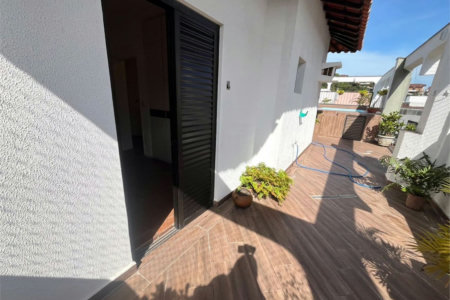 Apartamento com 4 dormitórios à venda, 259 m² por R$ 900.000,00 - Jardim Três Marias - Guarujá/SP