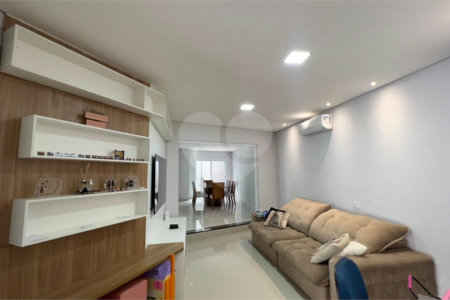 Casa à venda com 3 quartos, sendo 1 suíte,  no condomínio Jardim das Flores, Sorocaba - SP