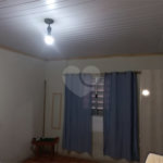 Casa Térrea à venda com 3 quartos em Vila Nivi, São Paulo, SP