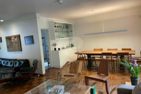 Casa à venda com 4 quartos, sendo 1 suíte, em Vila Morumbi, São Paulo, SP