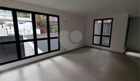 Casa à venda ou para alugar com 3 quartos, sendo 1 suíte, no condomínio Cube Tutóia, São Paulo - SP