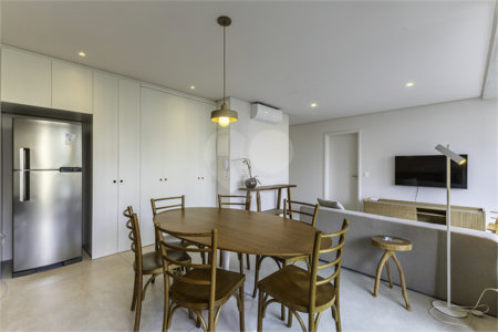 Apartamento à venda ou para alugar com 1 suíte em Jardim das Bandeiras, São Paulo, SP