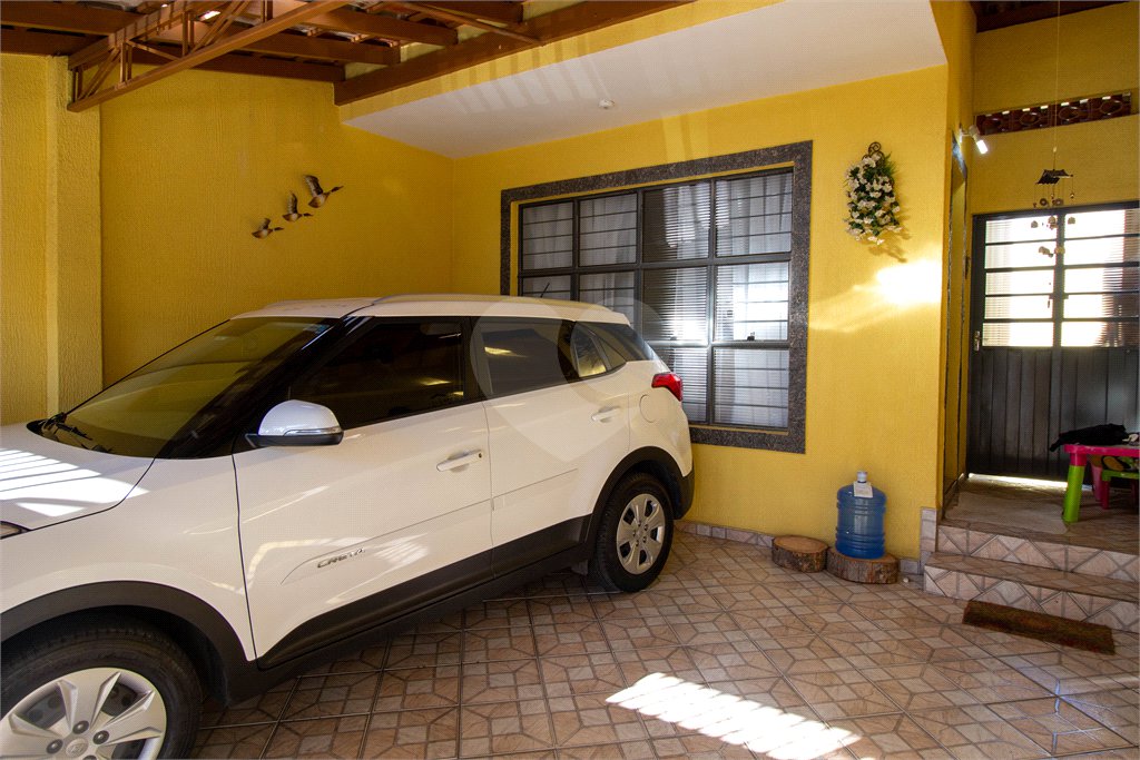 Casa à venda com 2 quartos em Jardim Brasil, São Roque, SP
