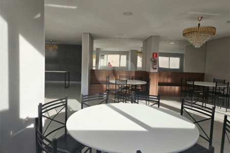 Apartamento à venda com 3 quartos, sendo 1 suíte, no Centro, Poá, SP