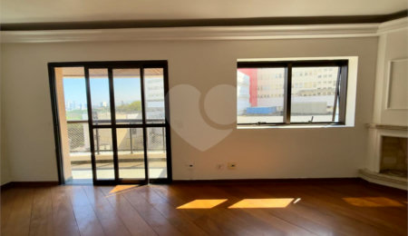 Apartamento à venda com 4 quartos, sendo 2 suítes,  em Santana, São Paulo, SP