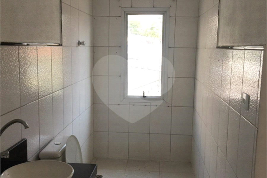 Prédio à venda com 2 suítes em Tremembé, São Paulo, SP