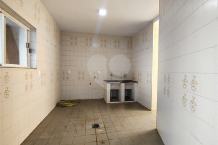 Casa à venda ou para alugar com 5 quartos, sendo 3 suítes, em Vila Maria, Itapetininga, SP