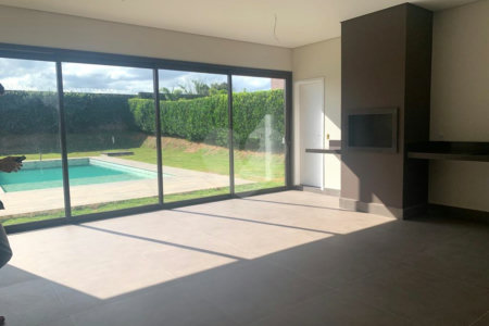 Casa à venda com 4 suítes no condomínio Lago Azul Residencial e Golfe, Araçoiaba da Serra - SP