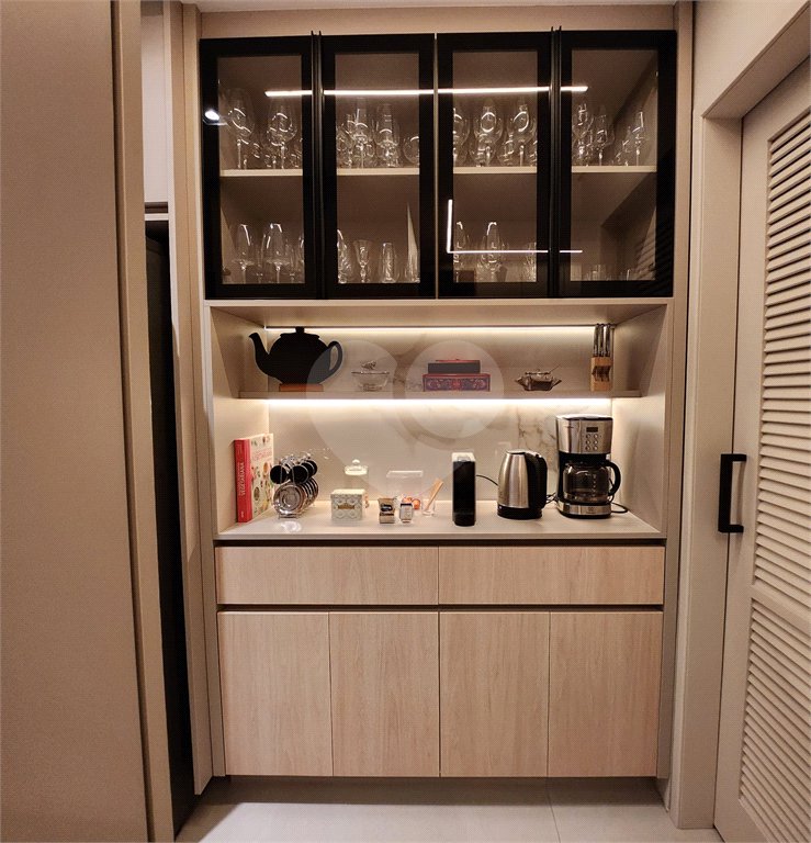 Apartamento à venda com 4 suítes em Jardim das Acácias, São Paulo, SP