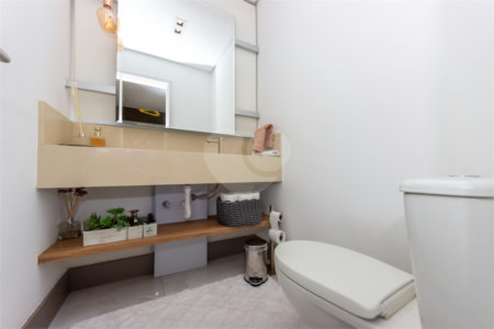Casa à venda com 3 suítes no condomínio Reserva 8, São Paulo - SP