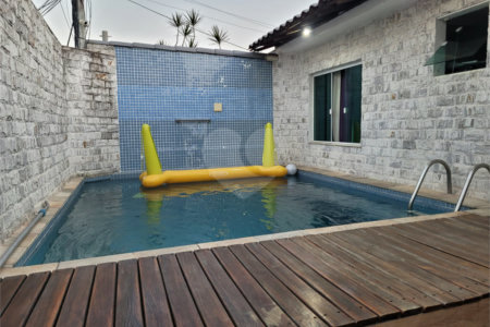 Casa à venda com 3 quartos, sendo 1 suíte, em Campo Grande, Rio de Janeiro, RJ