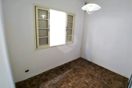 Sobrado à venda com 3 quartos, sendo 1 suíte,  em Vila Mazzei, São Paulo, SP