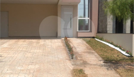 Casa à venda com 3 quartos, sendo 1 suíte,  no condomínio Terras da Estância, Paulínia - SP