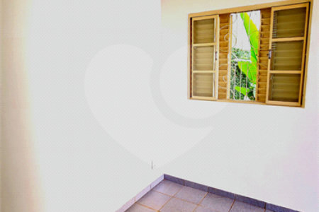 Sobrado à venda com 4 quartos, sendo 2 suítes, em Jardim Primavera, Araraquara, SP