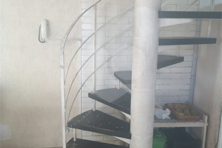 Casa à venda com 4 quartos, sendo 3 suítes, em Água Fria, São Paulo, SP