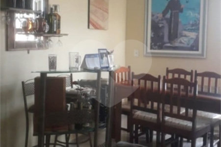 Casa à venda com 3 quartos, sendo 1 suíte,  em Vila Oliveira, Mogi das Cruzes, SP