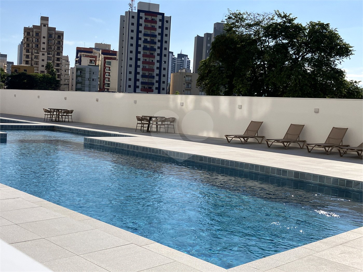 Apartamento à venda com 3 quartos, sendo 1 suíte,  em Parque Campolim, Sorocaba, SP