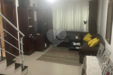 Sobrado à venda com 3 quartos em Vila Nova Alba, São Paulo, SP