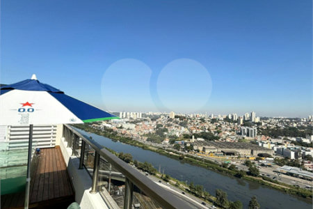 Apartamento à venda com 3 quartos, sendo 1 suíte, em Vila Leopoldina, São Paulo, SP