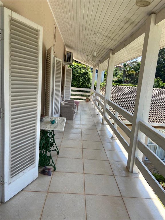 Casa à venda com 6 quartos, sendo 3 suítes,  em Marambaia, Vinhedo, SP