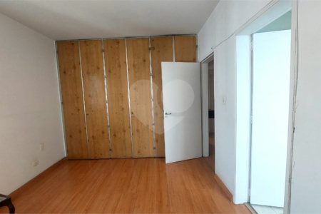 Apartamento à venda com 3 quartos, sendo 1 suíte, em Perdizes, São Paulo, SP