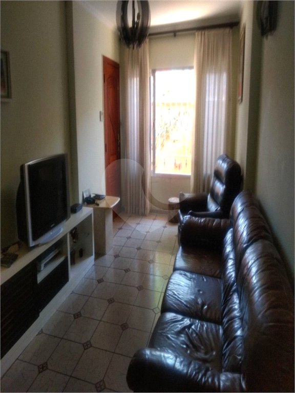 Sobrado à venda com 3 quartos em Horto, São Paulo, SP